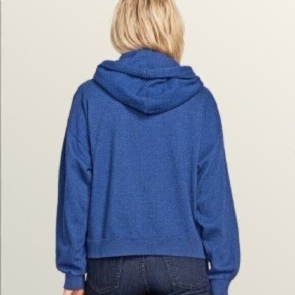 New! Volcom Blue Heart Wave Hoodie - Picture 3 of 6